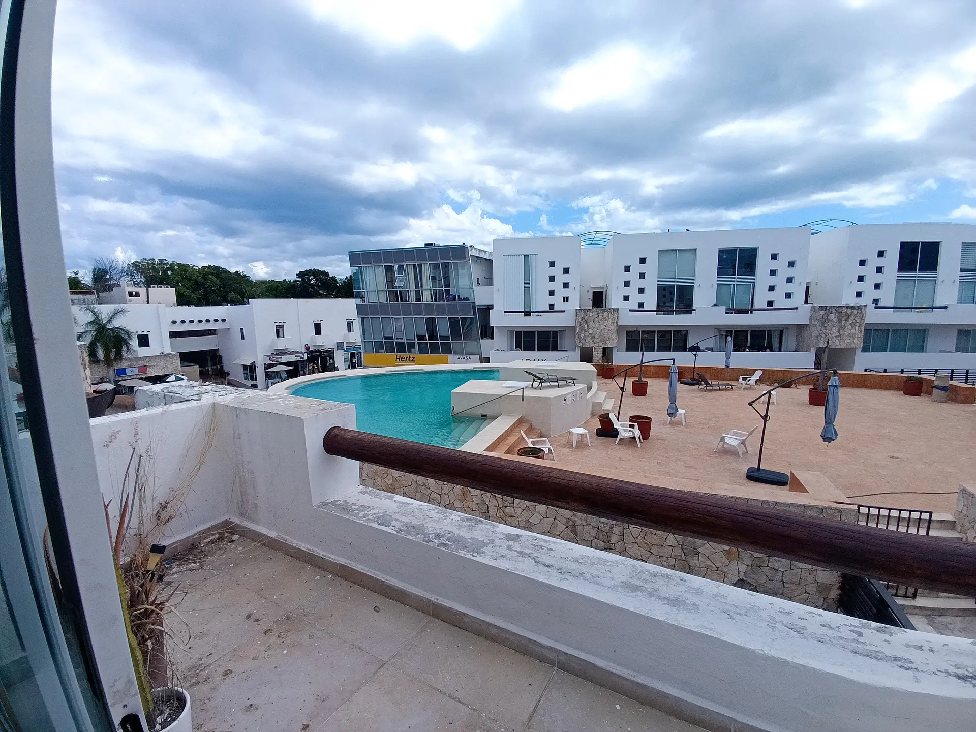 Vista exterior desde el Loft Plaza Paraíso en Playa del Carmen